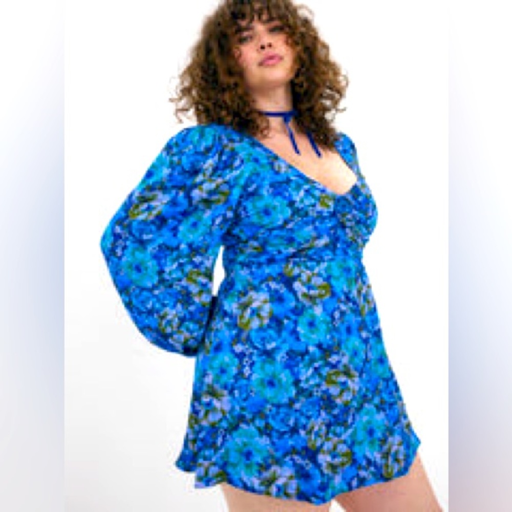 Mini dress
